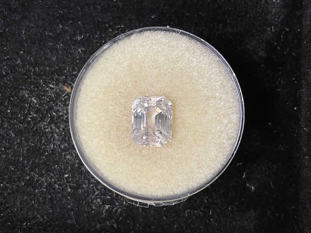 Edelsteen - zirkonia - afbeelding 1 van  2