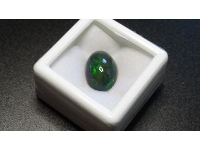 Edelsteen | natural black opal 3.85ct - afbeelding 3 van  4