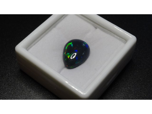 Edelsteen | natural black opal 7.45ct - afbeelding 2 van  5