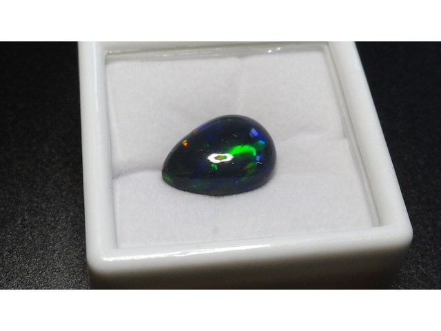 Edelsteen | natural black opal 7.45ct - afbeelding 3 van  5