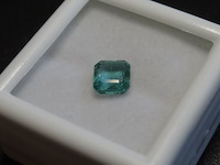 Edelsteen | natural emerald 0.85ct - afbeelding 3 van  5