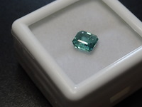 Edelsteen | natural emerald 0.85ct - afbeelding 4 van  5