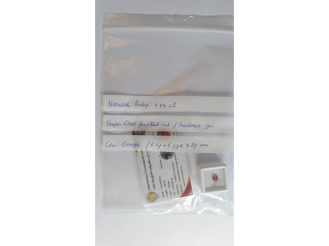 Edelsteen | natural ruby 1.54ct - afbeelding 2 van  5