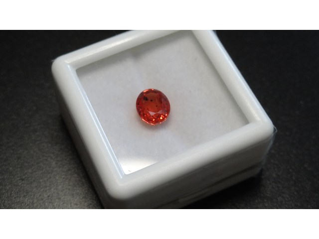Edelsteen | natural ruby 1.54ct - afbeelding 3 van  5