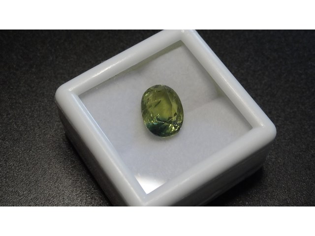 Edelsteen | natural sapphire 4.22ct - afbeelding 3 van  5