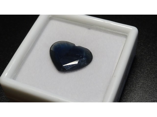 Edelsteen | natural sapphire 8.93ct - afbeelding 4 van  6