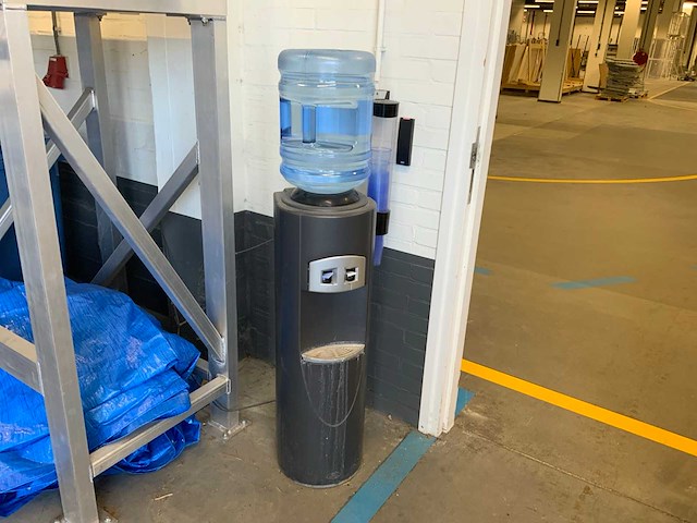 Eden elektrische water koel dispenser - afbeelding 1 van  5