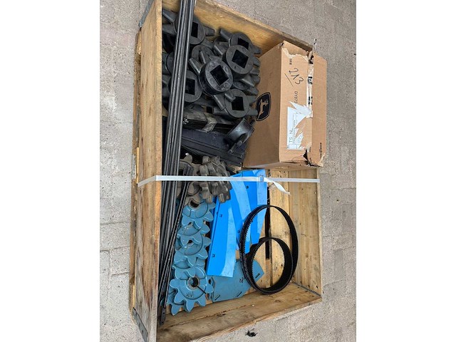 Edenhall - bietenrooier onderdelen ongebruikt - afbeelding 2 van  4