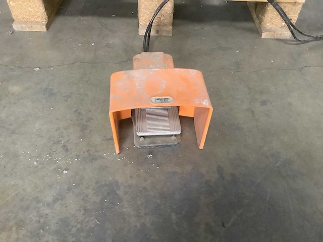 Eder & müller - draai hef kieptafel - afbeelding 5 van  7