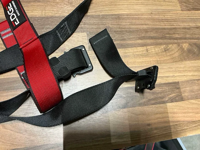 Edge safety equipment - - veiligheidsharnas (2x) - afbeelding 5 van  6