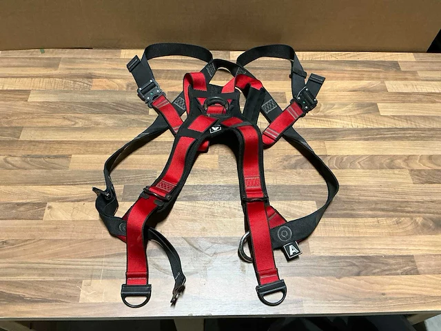 Edge safety equipment - - veiligheidsharnas (2x) - afbeelding 1 van  5