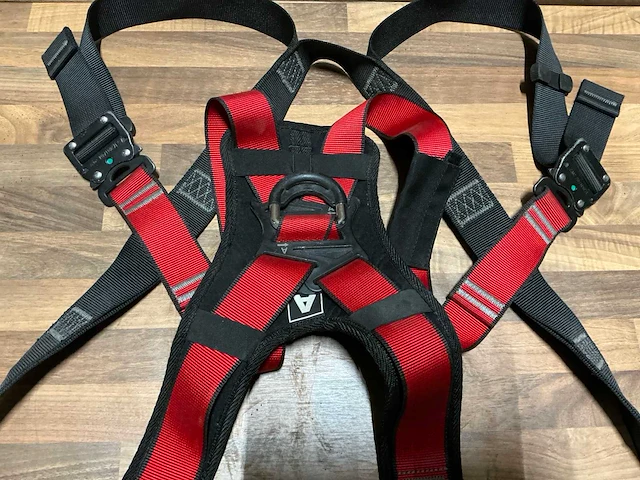 Edge safety equipment - - veiligheidsharnas (2x) - afbeelding 4 van  5