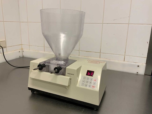 Edhard mkhx doseermachine - afbeelding 1 van  8