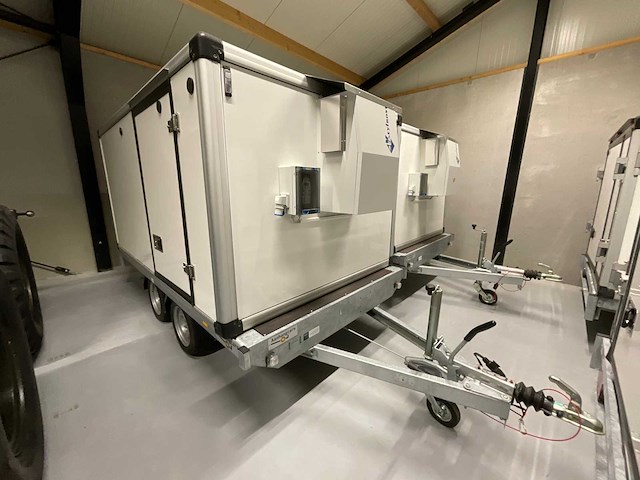Eduard 4 aanhangwagen met keyfrost koelvries opbouw - afbeelding 11 van  18