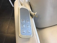 Eduard’s elektrische behandelstoel - afbeelding 4 van  7