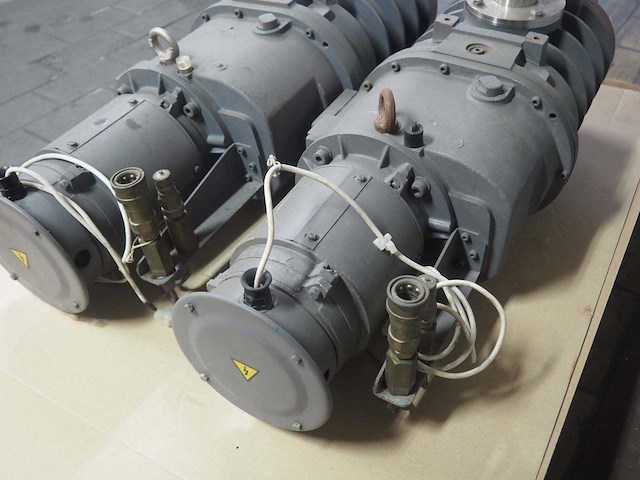 Edwards - qmb500f - vacuum booster pomp (2x) - afbeelding 7 van  7