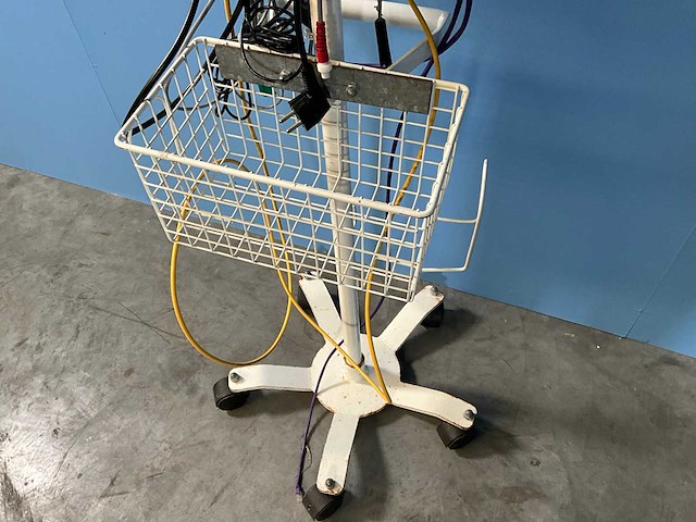 Edwards lifescience ev1000 patiëntmonitor - afbeelding 7 van  11