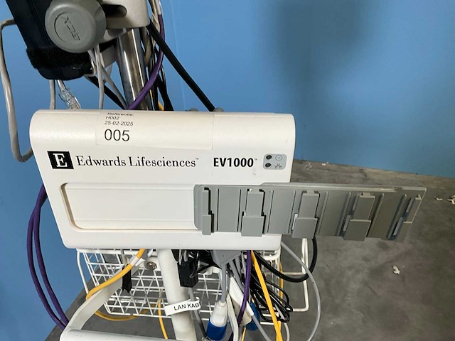Edwards lifescience ev1000 patiëntmonitor - afbeelding 11 van  11