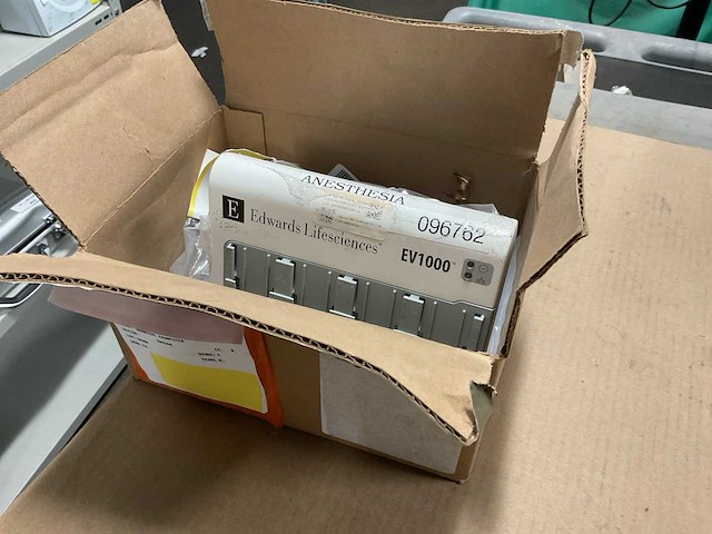 Edwards lifesciences ev1000 monitoring unit - afbeelding 8 van  8