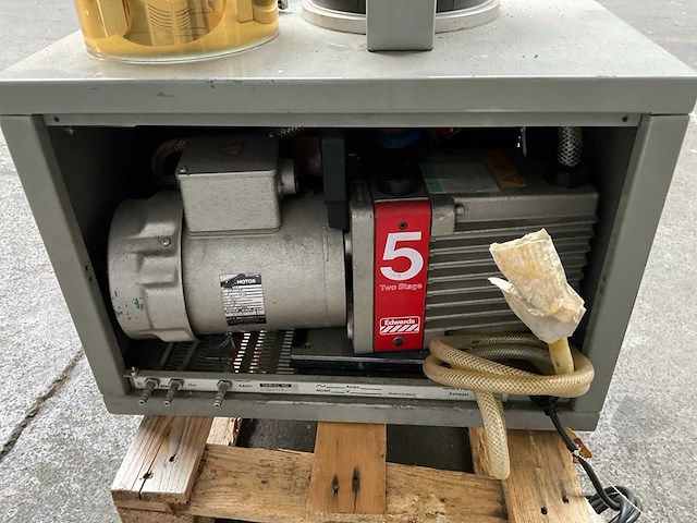 Edwards sputter installatie s 150 a - afbeelding 4 van  5