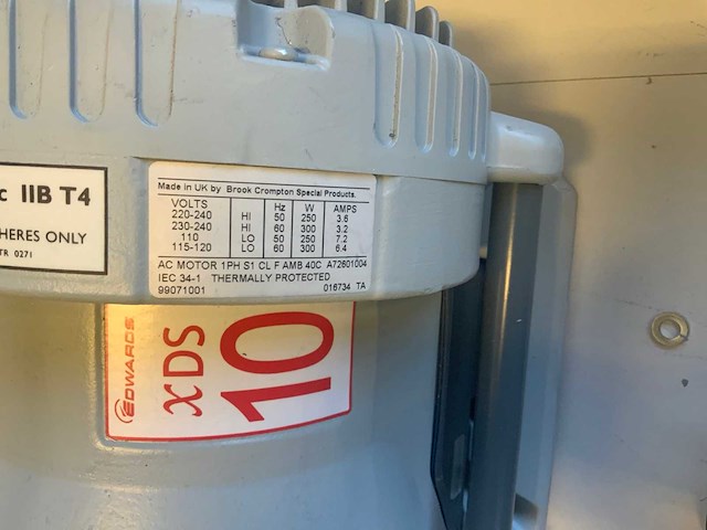 Edwarts xds 10 vacuümpomp - afbeelding 7 van  7