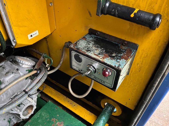 Eekels bronbemalingspomp - afbeelding 6 van  15