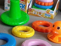 Eend tuimelaar met geluid stacking stapel duck 2 stuks - afbeelding 4 van  7