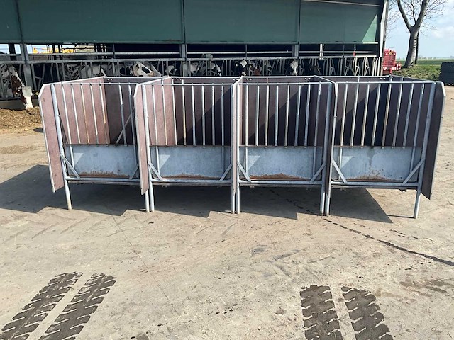Eenlingbox voor 4 kalveren - afbeelding 8 van  15