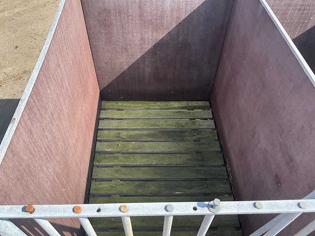 Eenlingbox voor 4 kalveren - afbeelding 5 van  13