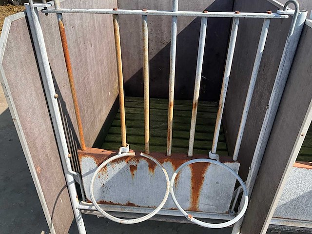 Eenlingbox voor 5 kalveren - afbeelding 8 van  17