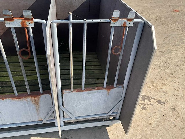 Eenlingbox voor 6 kalveren - afbeelding 3 van  18
