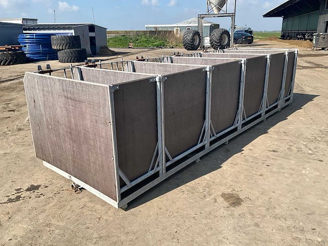 Eenlingbox voor 6 kalveren - afbeelding 4 van  18