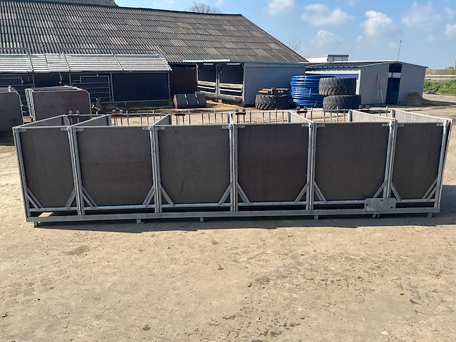 Eenlingbox voor 6 kalveren - afbeelding 14 van  18