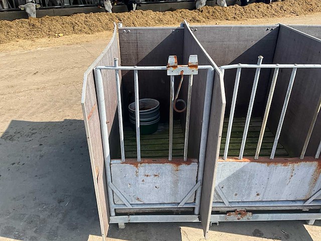 Eenlingbox voor 6 kalveren - afbeelding 15 van  18