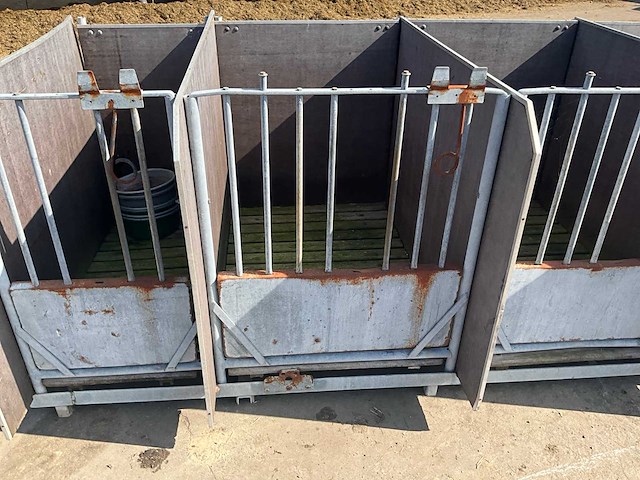 Eenlingbox voor 6 kalveren - afbeelding 3 van  3