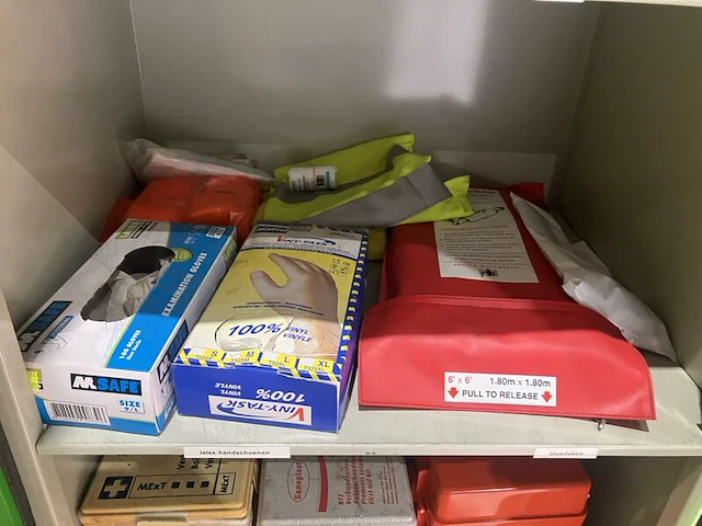 Eerste hulp kast, groen - afbeelding 5 van  7