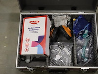 Eerstehulp- en persoonlijke beschermingsmiddelen set in koffer - afbeelding 1 van  6