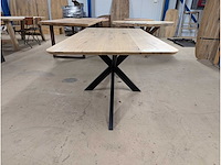 Eetafel eiken ronde hoeken. 180 x 90 x 76cm. metalen spinpoot - afbeelding 2 van  3