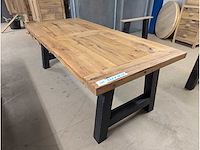 Eetafel rustiek eiken. 220 x 100 x 78cm. metalen a onderstel. - afbeelding 1 van  3