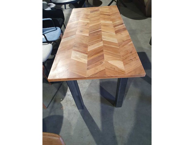 Eetkamer tafel, visgraad, 2025 - afbeelding 4 van  5