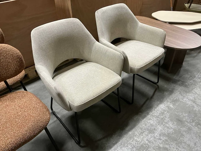 Eetkamerstoel zithoogte 46cm (2x) - afbeelding 1 van  2