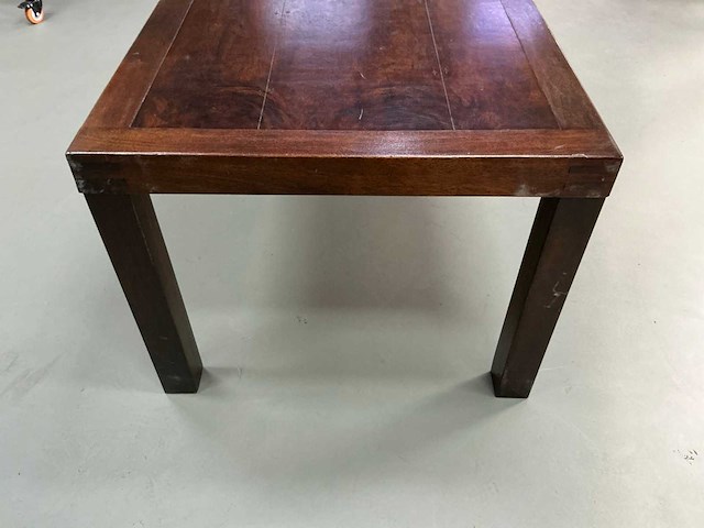 Eetkamertafel 190x100x77,5 cm en stoelen 54x44x100 cm (7x) - afbeelding 4 van  12