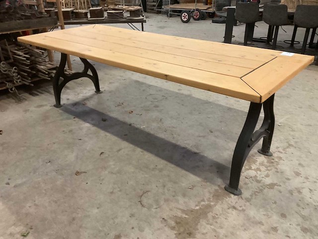 Eetkamertafel 240x95cm - afbeelding 2 van  7