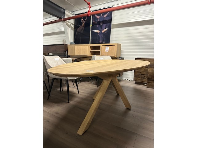 Eetkamertafel druppel 210cm, eiken, gelakt - afbeelding 2 van  5