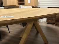 Eetkamertafel druppel 210cm, eiken, gelakt - afbeelding 3 van  5