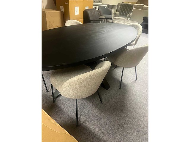 Eetkamertafel eiken beige ovaal 200 x 110 x 78 cm, plus 6 x stoel bouclé - afbeelding 3 van  5