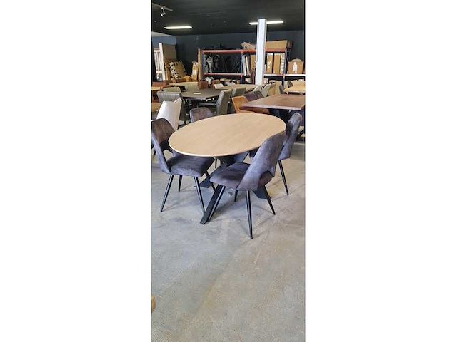 Eetkamertafel eiken eco ovaal verjongd 180x100x75cm spinpoot excl stoelen - afbeelding 2 van  4