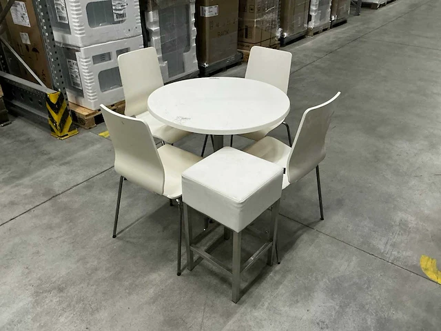 Eetkamertafel en stoelen 79x79x72 cm - afbeelding 1 van  11