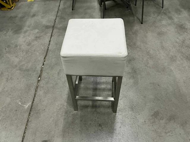 Eetkamertafel en stoelen 79x79x72 cm - afbeelding 5 van  11