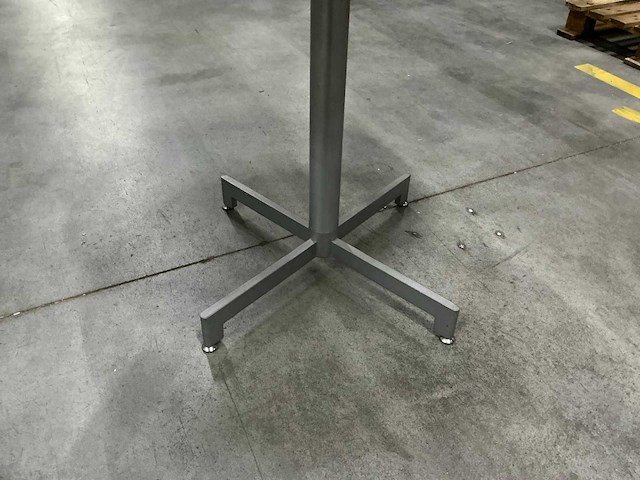 Eetkamertafel en stoelen 79x79x72 cm - afbeelding 2 van  11